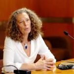 دينيس براون