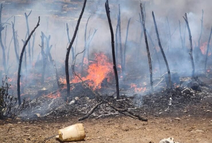 حريق مخيم للنازحين بـ(روكيرو)