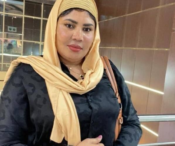 الصحفية صفاء الزين