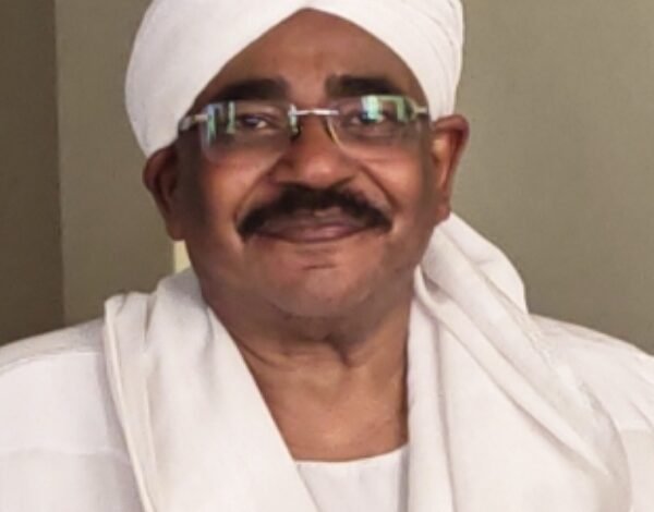 د.الصادق الهادى