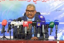 وزير الزراعة والري بروفيسور عصمت قرشي
